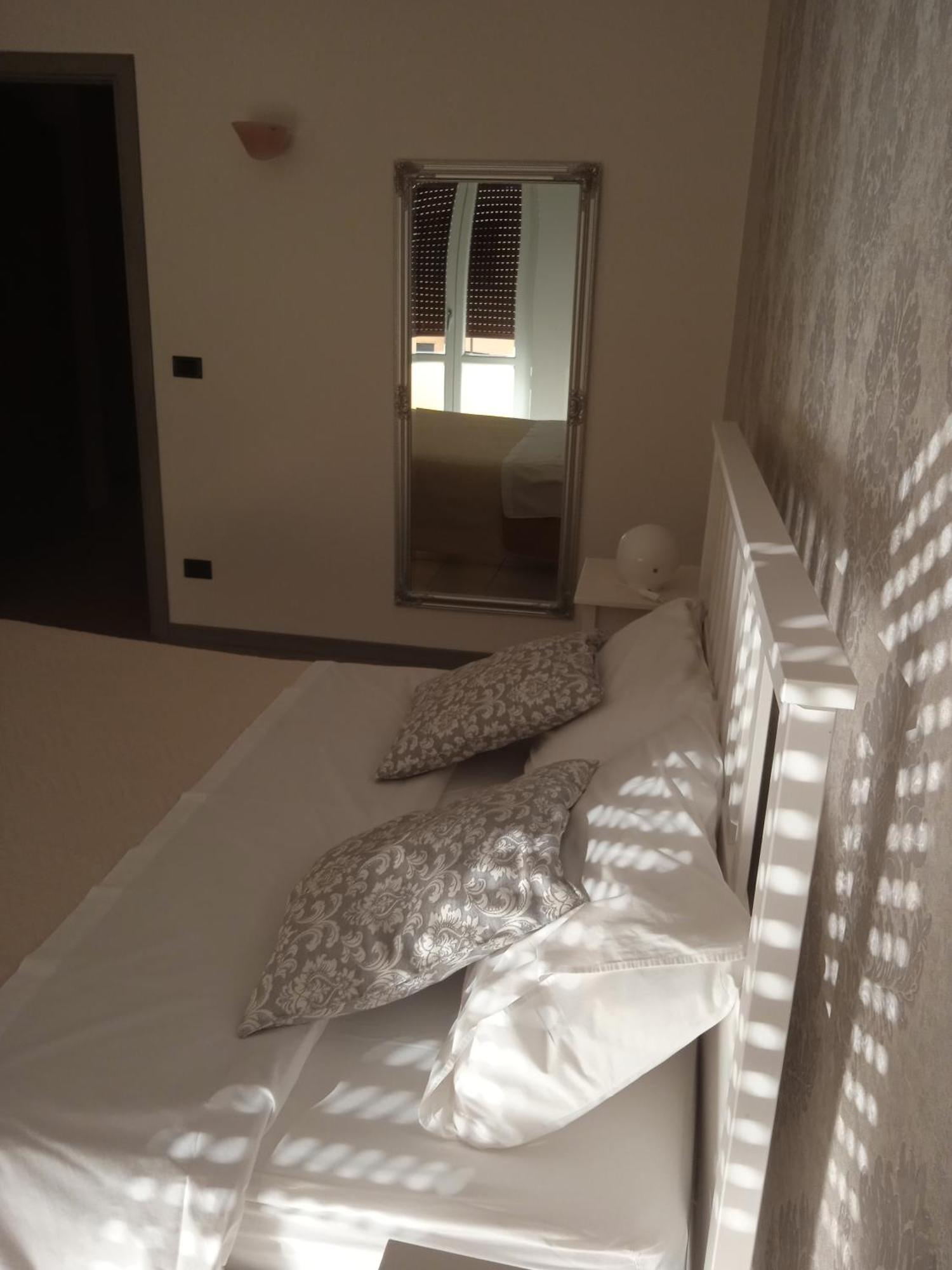 Apartament Residenza Locatelli Werona Zewnętrze zdjęcie